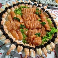 Buffet completo Sushi , Sashimi e Yakissoba