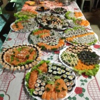 Buffet completo Sushi , Sashimi e Yakissoba