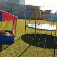 Locao Cama elstica e piscina de bolinhas