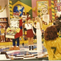 Na copa desenhando entre Anglica e Eliane fazendo caricaturas no SBT dos jogadores do Brasil .