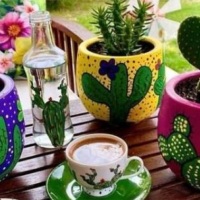 VASOS EM GESSO COM MUDAS PARA DECORAÇÃO E FESTAS