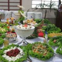mesa de saladas