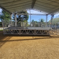 Palco Stage 8x8 em Alúminio com Cobertura 30x20